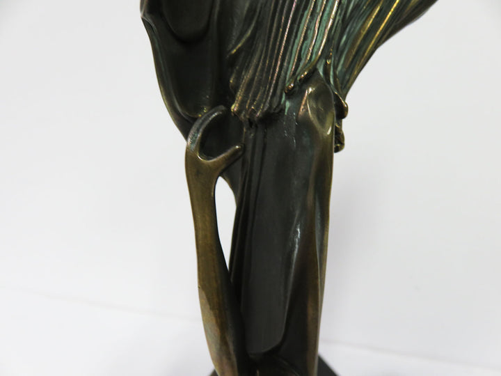 Tom Bennett Signed Sculpture