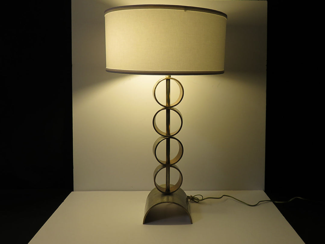 Leeazanne Table Lamp