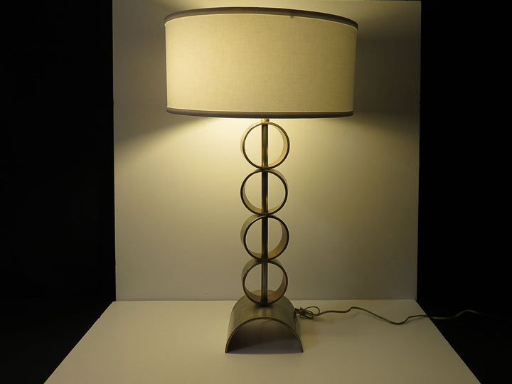 Leeazanne Table Lamp