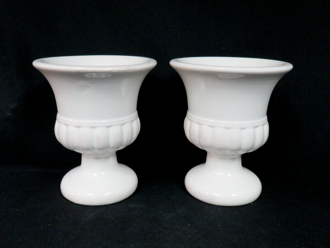 Smith & Hawkin Urns