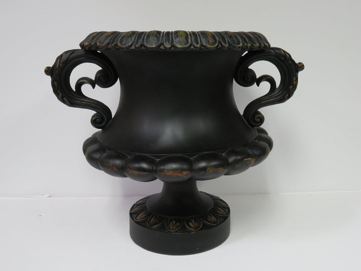 Urn Shape Plant Stand
