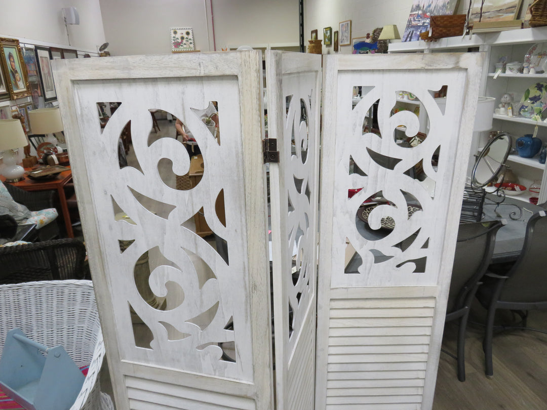 Cream Three-Panel Screen