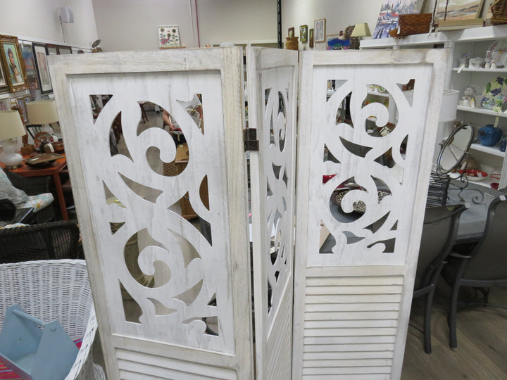 Cream Three-Panel Screen