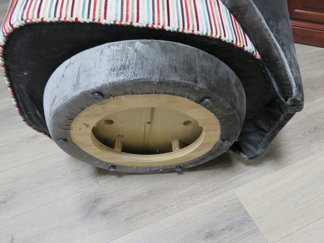 Contemporary Upholstered Swivel Chair