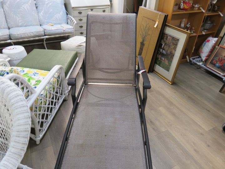 Tropitone Outdoor Chaise