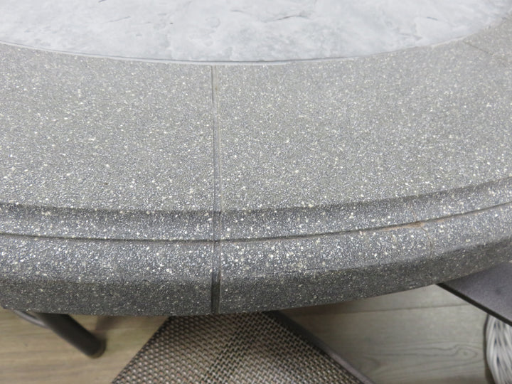 Tropitone Oval Outdoor Table & Chairs