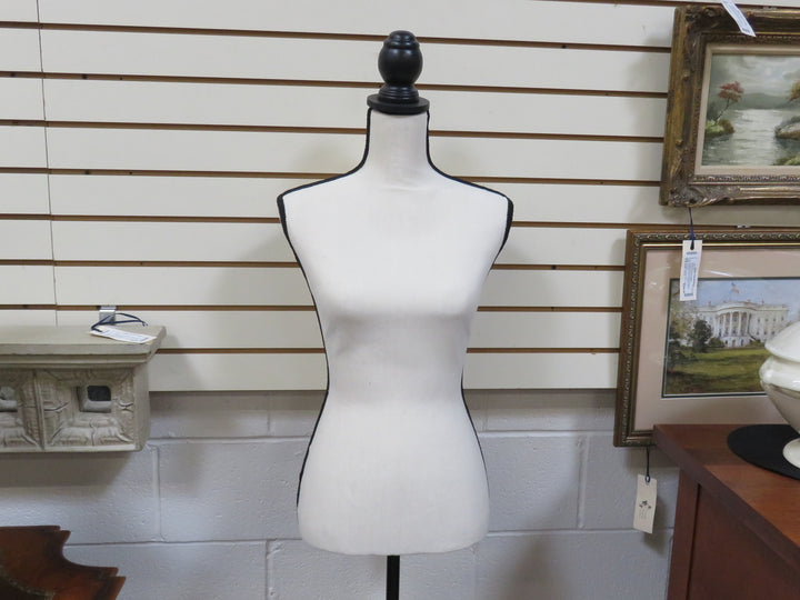 Mannequin Dress Form
