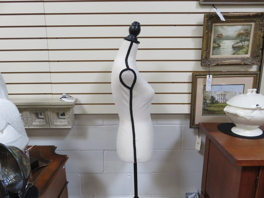 Mannequin Dress Form