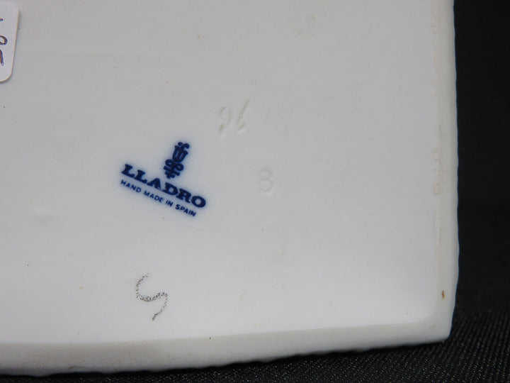 Lladró Figurine - Flower Arranger
