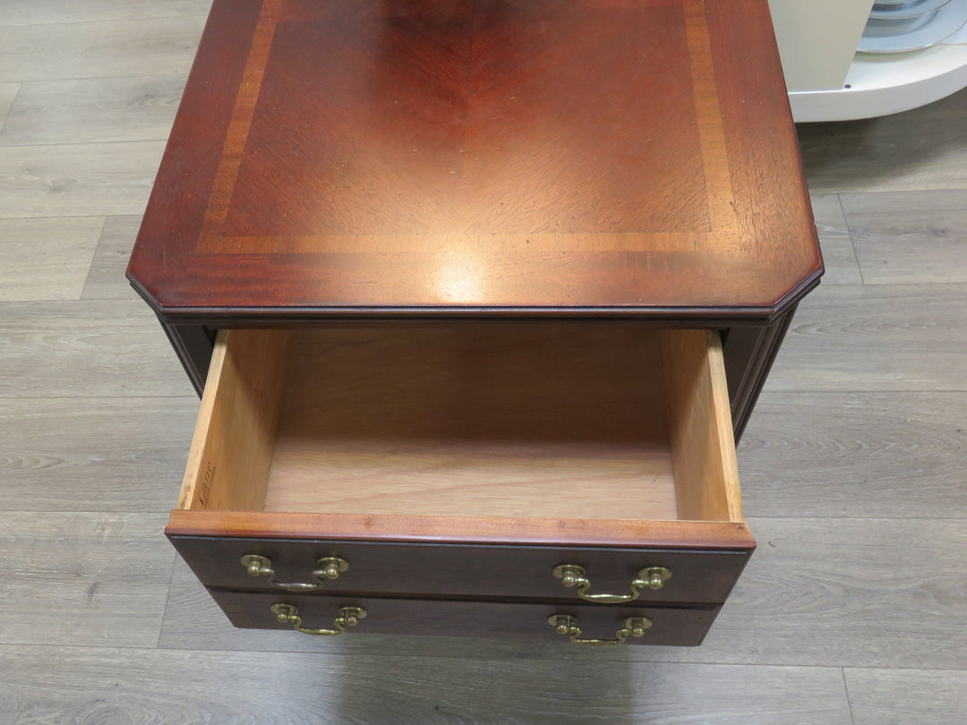 Lane Mahogany End Table