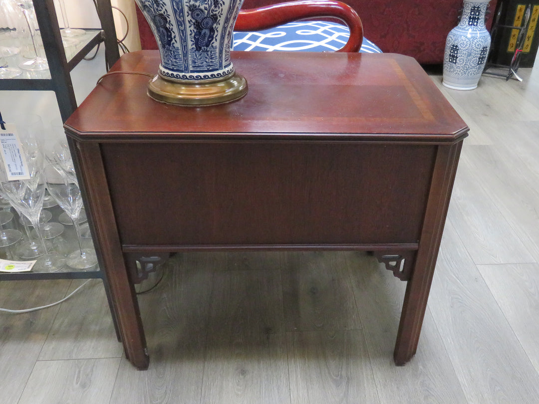 Lane Mahogany End Table