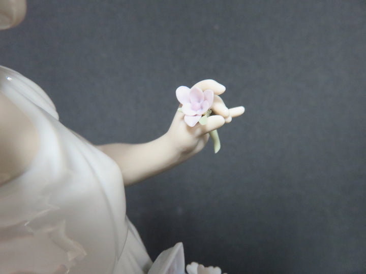 Lladró Figurine