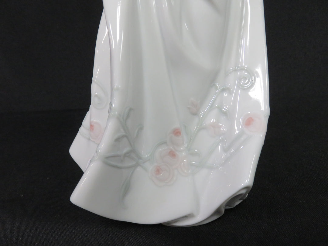 Lladró Figurine