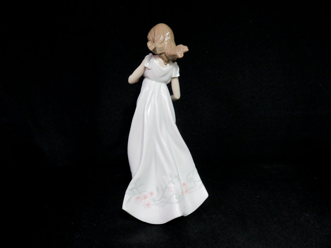 Lladró Figurine