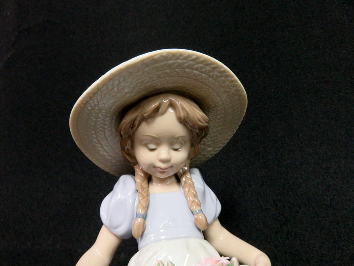 Lladró Figurine