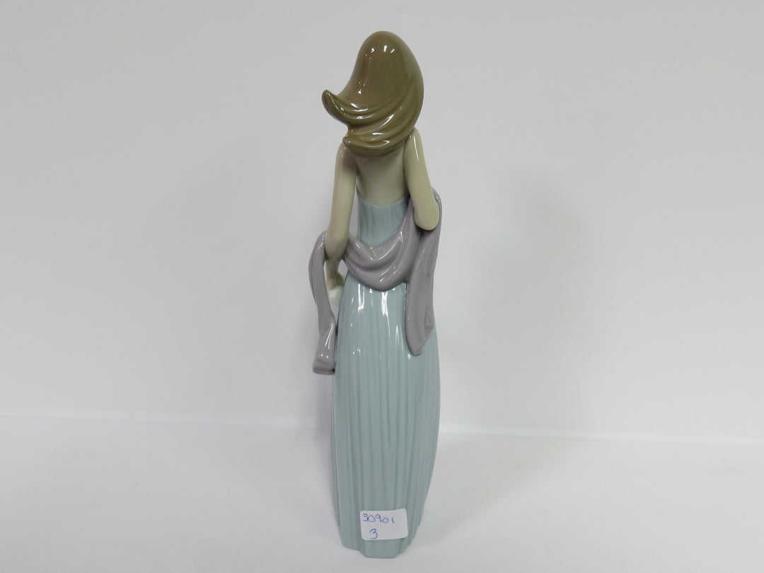 Lladró Figurine