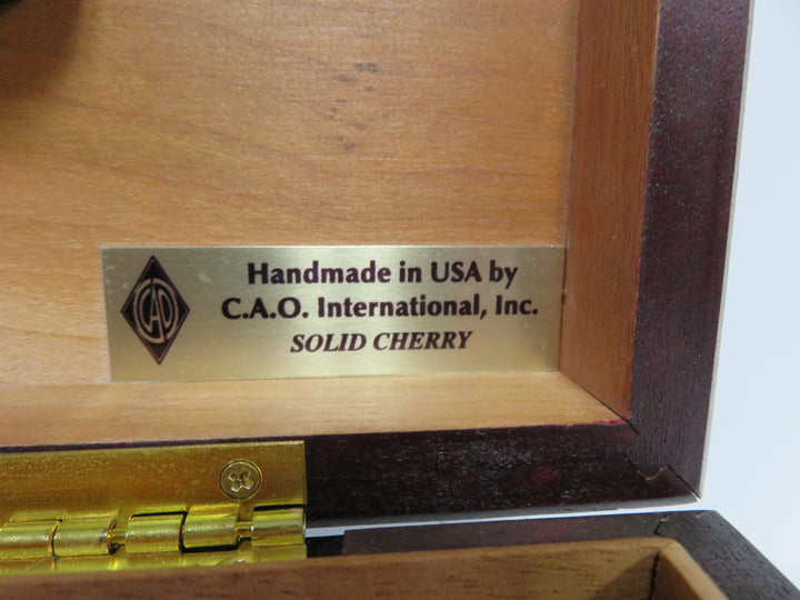 Cao International Humidor
