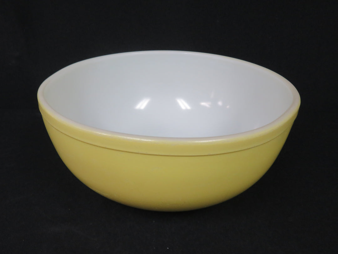 Pyrex Mixing Bowl
