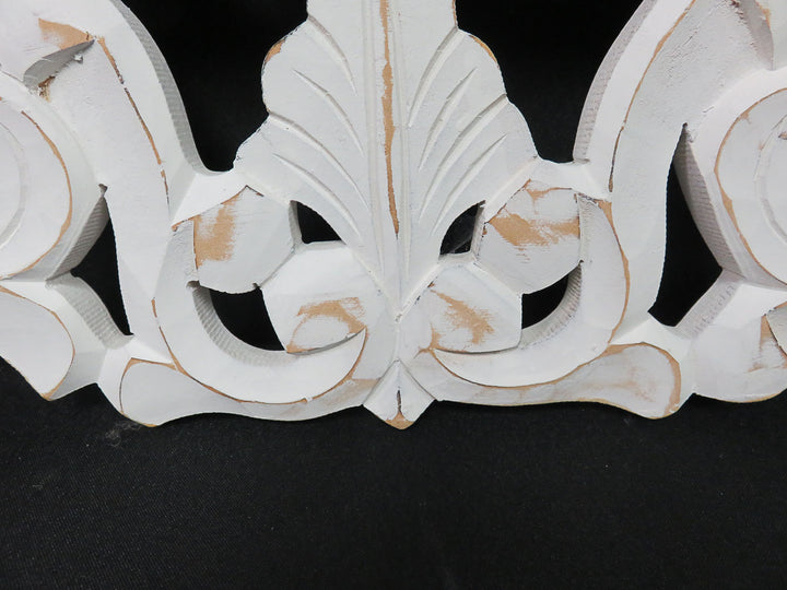 Round Scroll Wall Hanging
