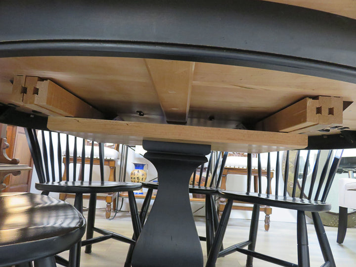 Ethan Allen Dining Table & Chairs