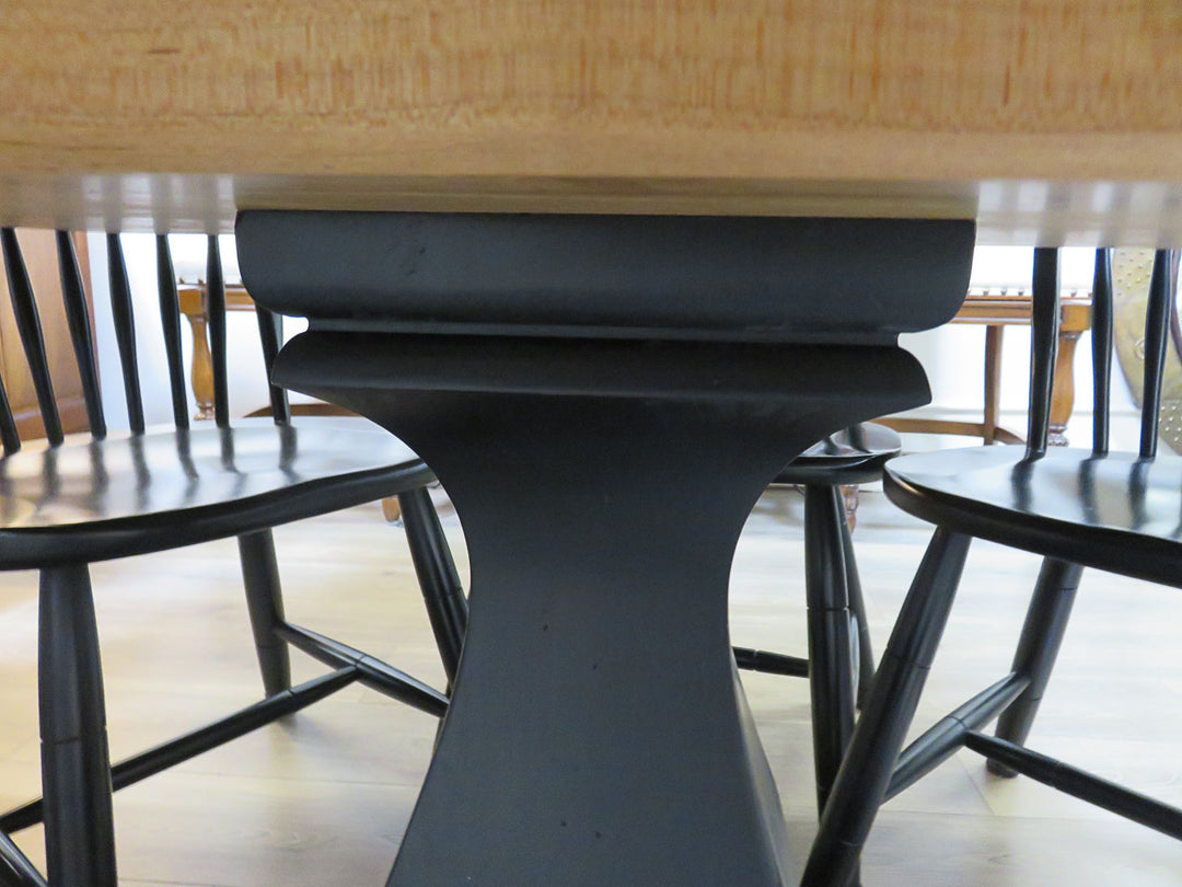 Ethan Allen Dining Table & Chairs