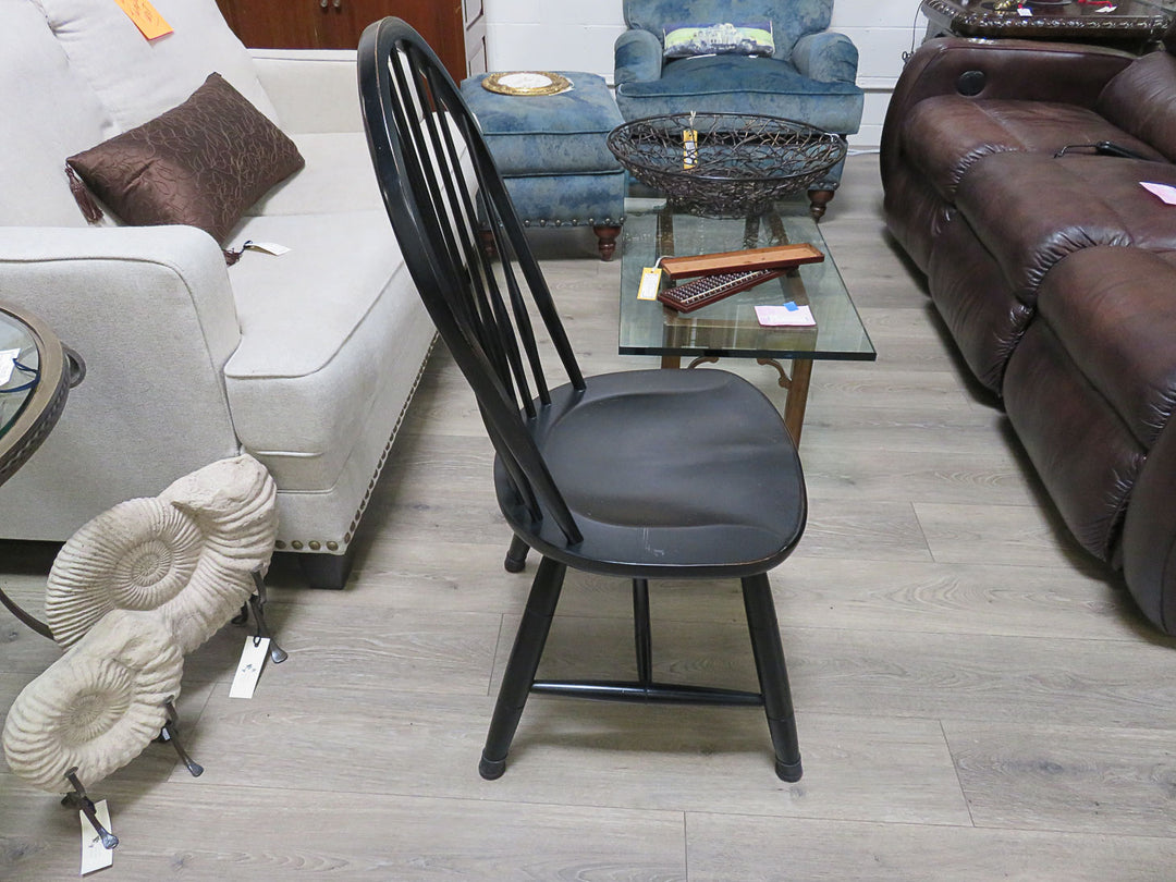 Ethan Allen Dining Table & Chairs