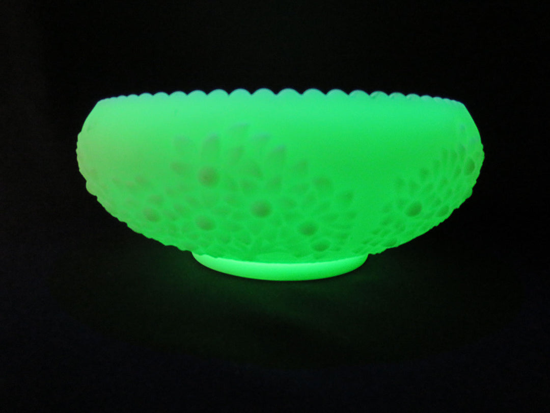 Fenton Custard Uranium Glass Bowl