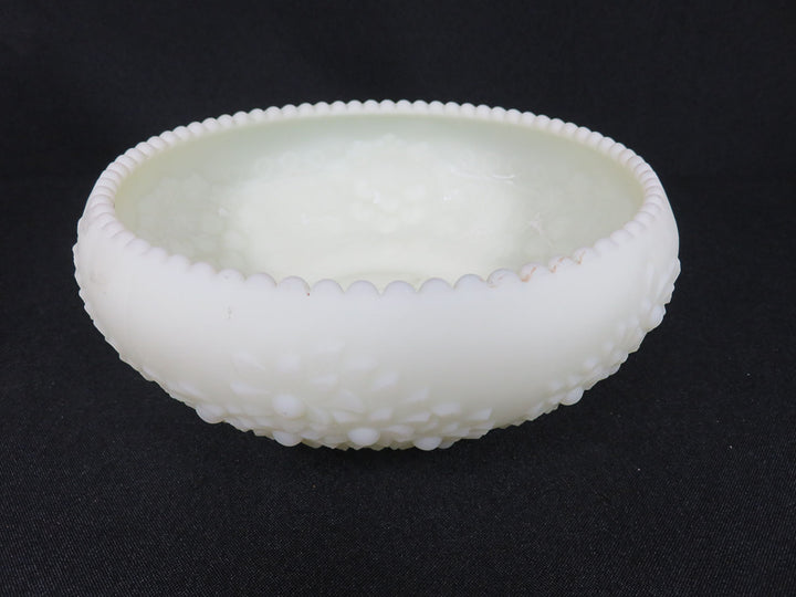 Fenton Custard Uranium Glass Bowl