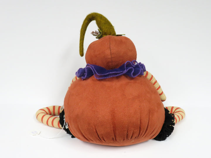 Pumpkin Shelf Sitter