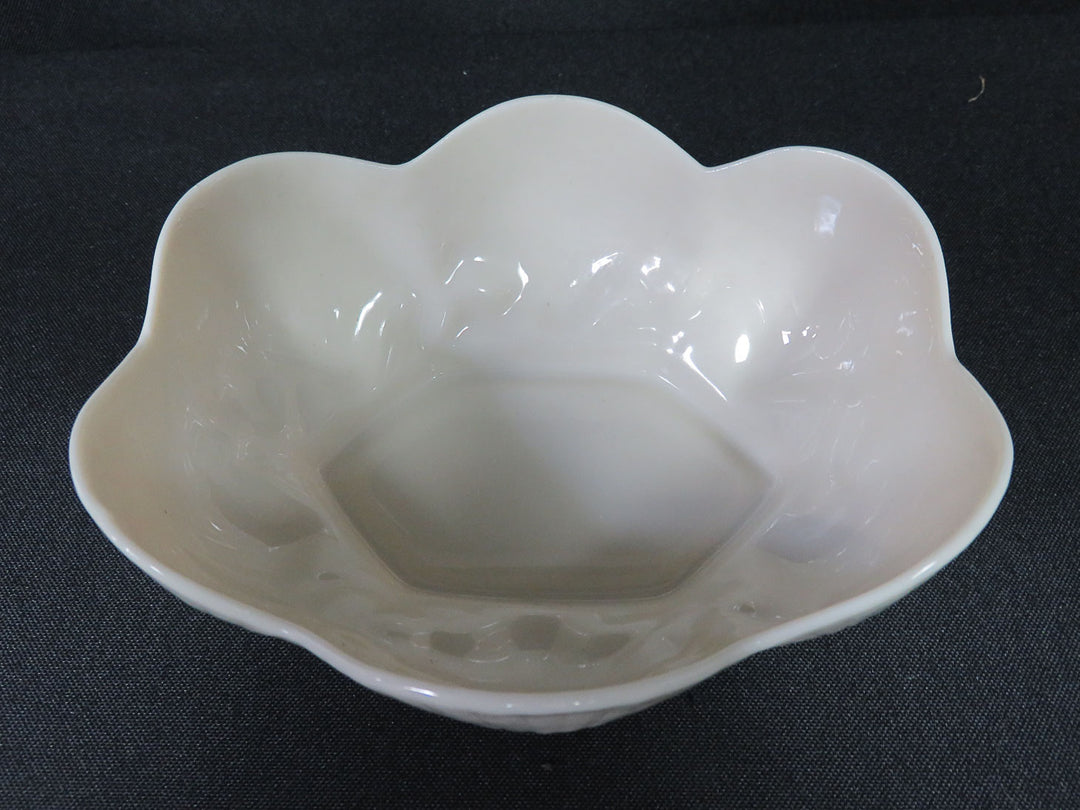 Belleek Neptune Dish