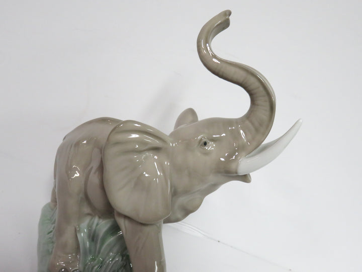 Nao Elephant Figurine