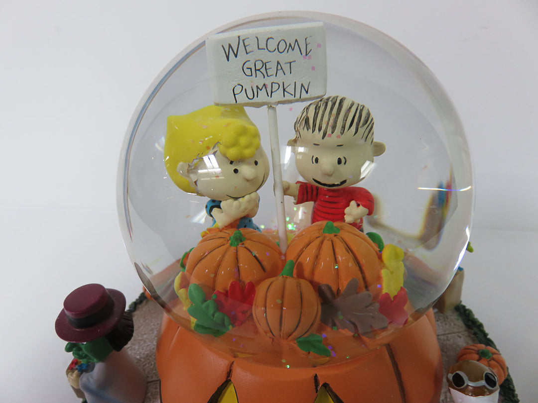Bradford Exchange Musical Snow Globe