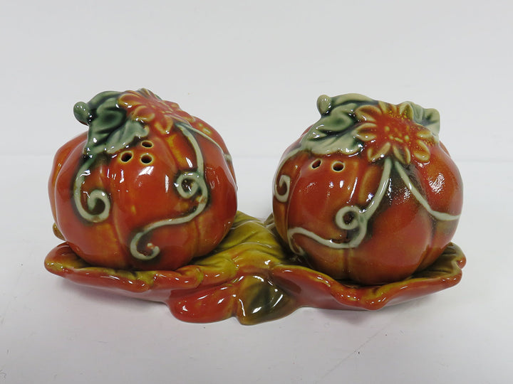 Puimpkin Salt and Pepper Set
