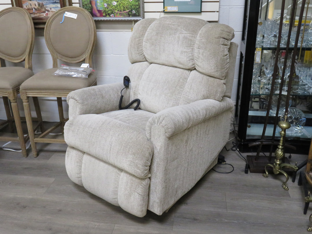 LaZboy Lift Recliner Chair