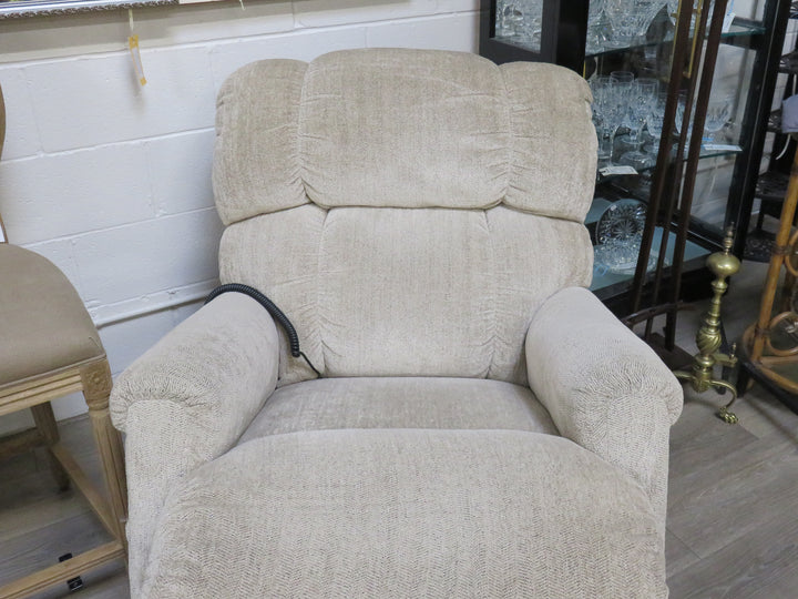 LaZboy Lift Recliner Chair