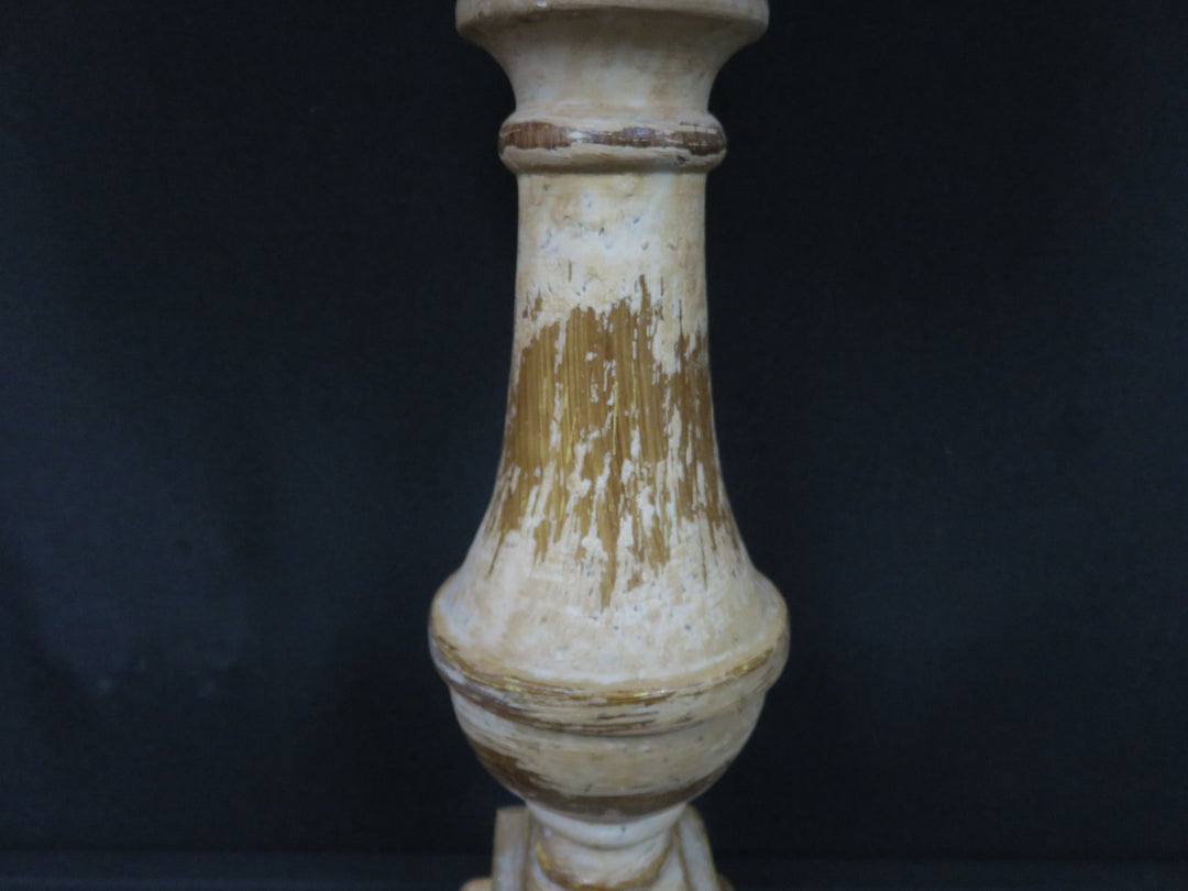 Distressed Accent Lamp