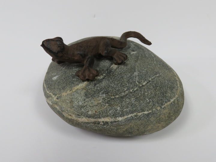 Lizard Sculpture Garden Stone