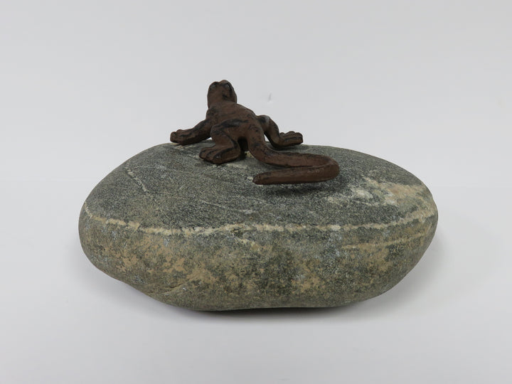 Lizard Sculpture Garden Stone