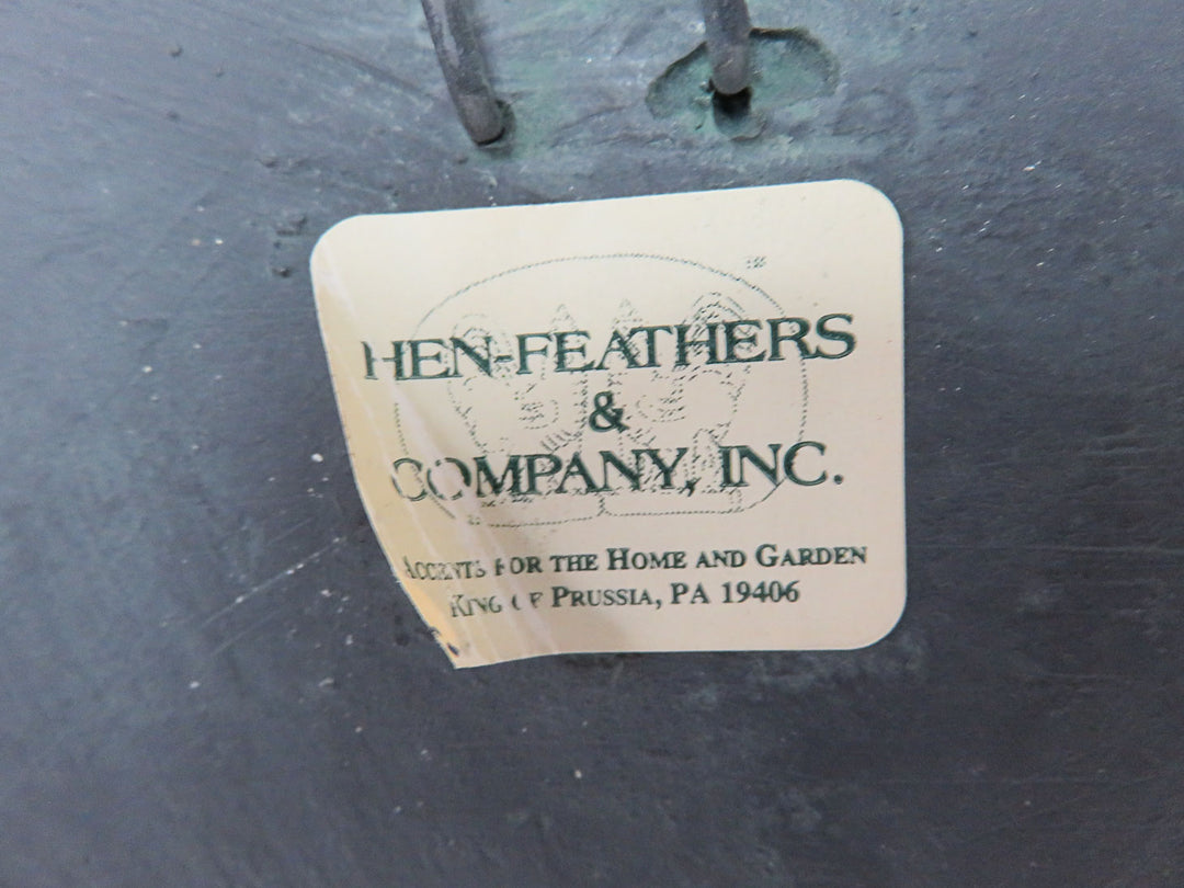 Hen Feathers Placque