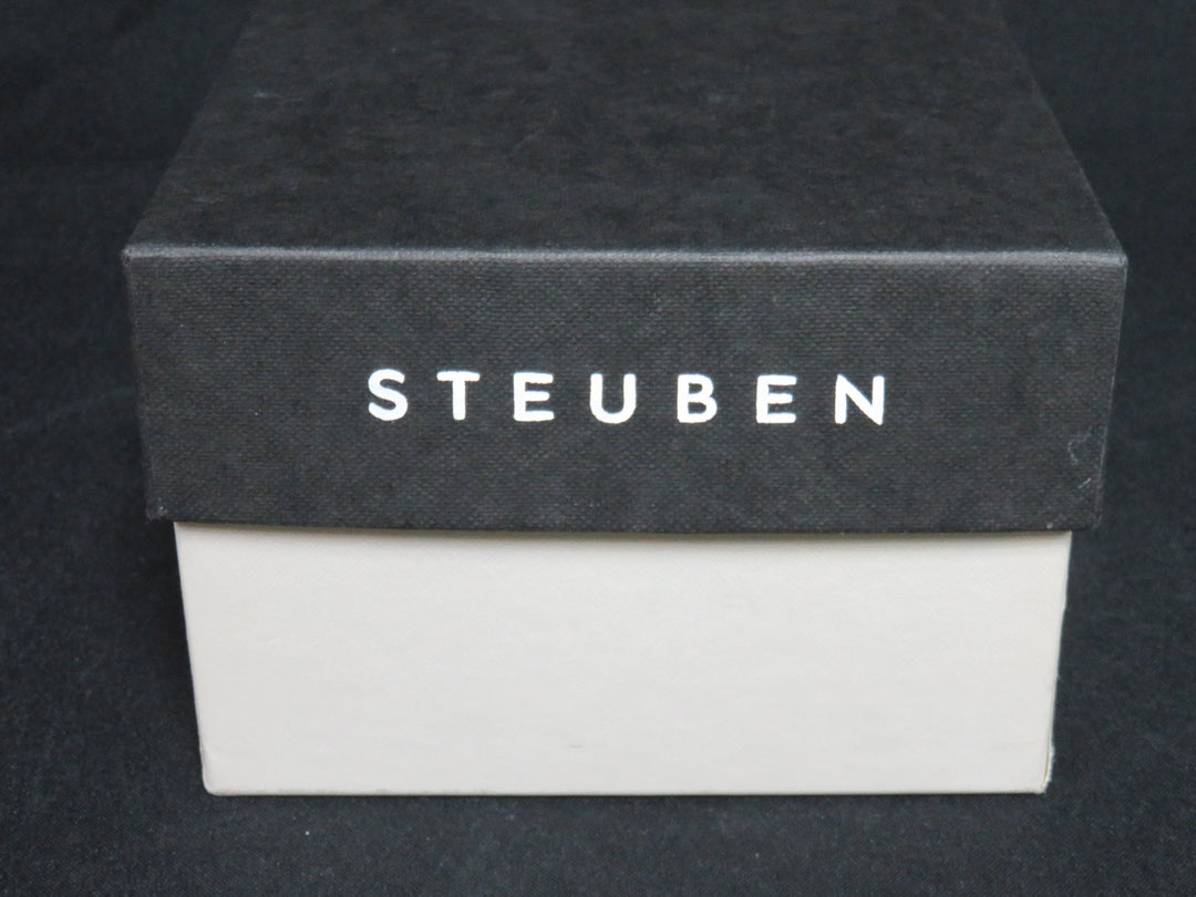 Steuben Holiday Gift Box Ornament
