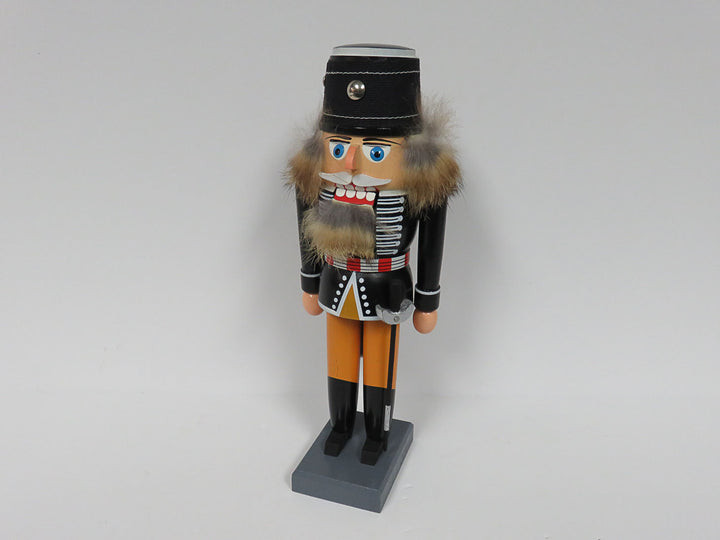 Erzgebirgische Soldier Nutcracker