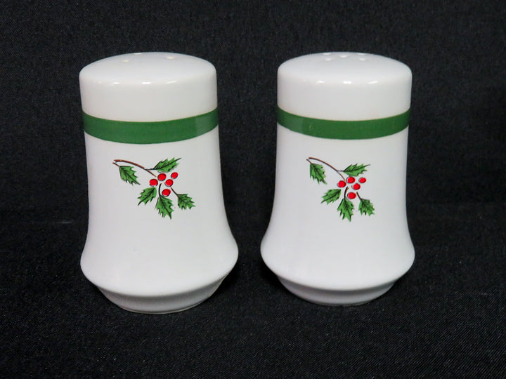 Yamaka Noel China Set