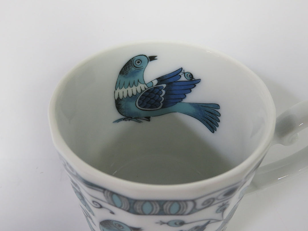 Blue and White Knobler Mug Set