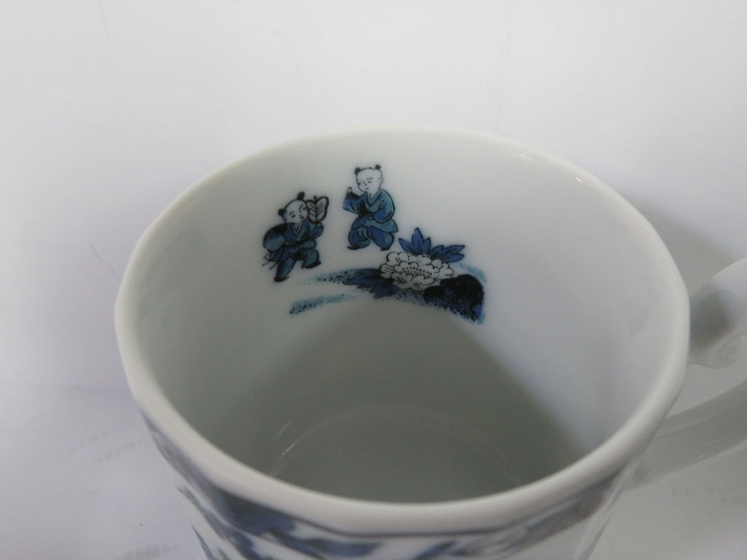 Blue and White Knobler Mug Set