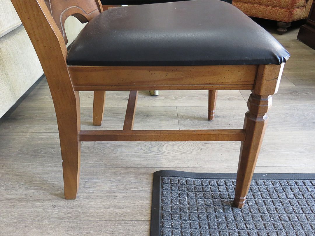 Traditional Side Chair