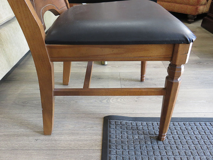 Traditional Side Chair