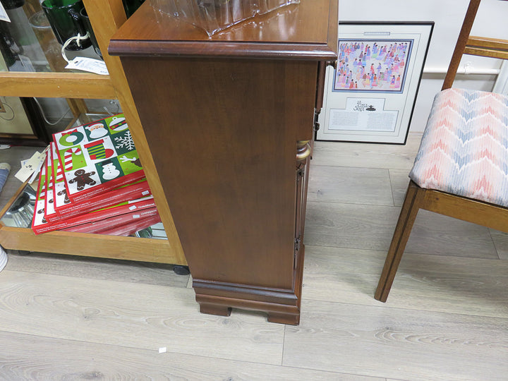 Vintage 70's Maple Chest