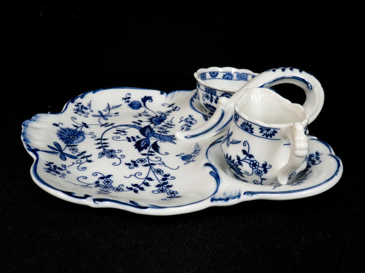 Blue Onion Design Strawberry Basket