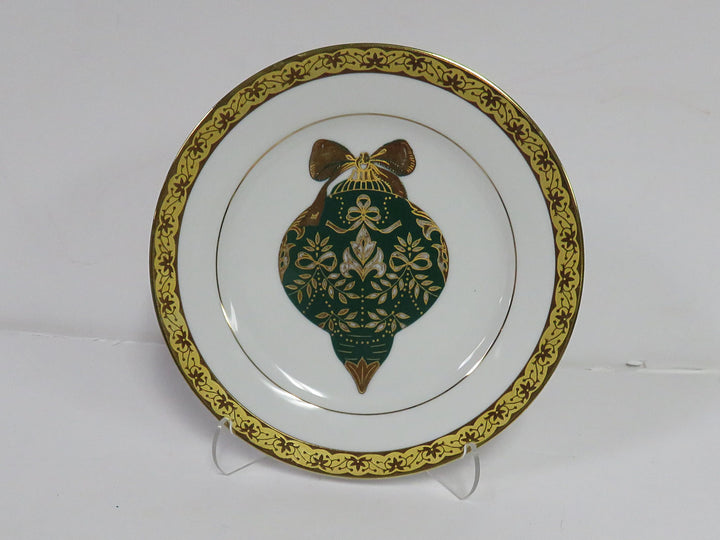 Muirfield Christmas Dessert Plates
