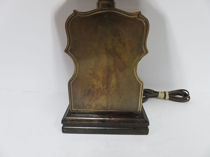 Traditional Style Accent Lamp